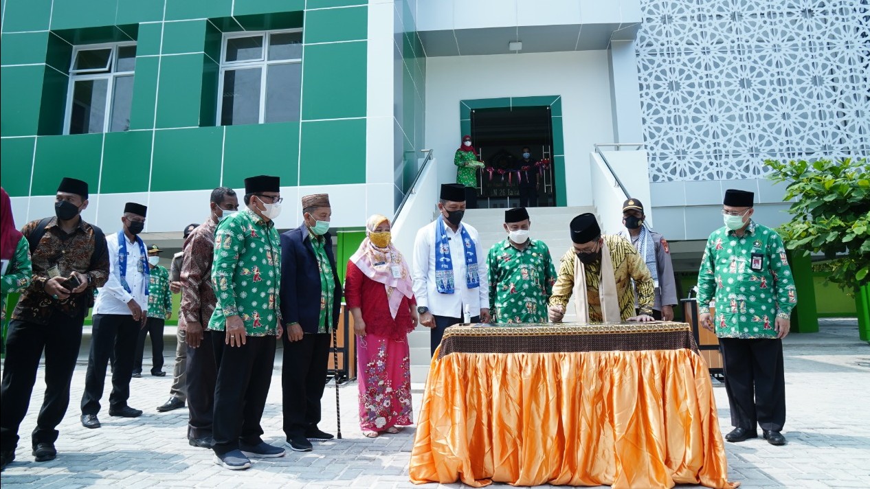 Wamenag resmikan gedung asrama MTsN 26 Jakarta di Pulau Tidung, Kepulauan Seribu