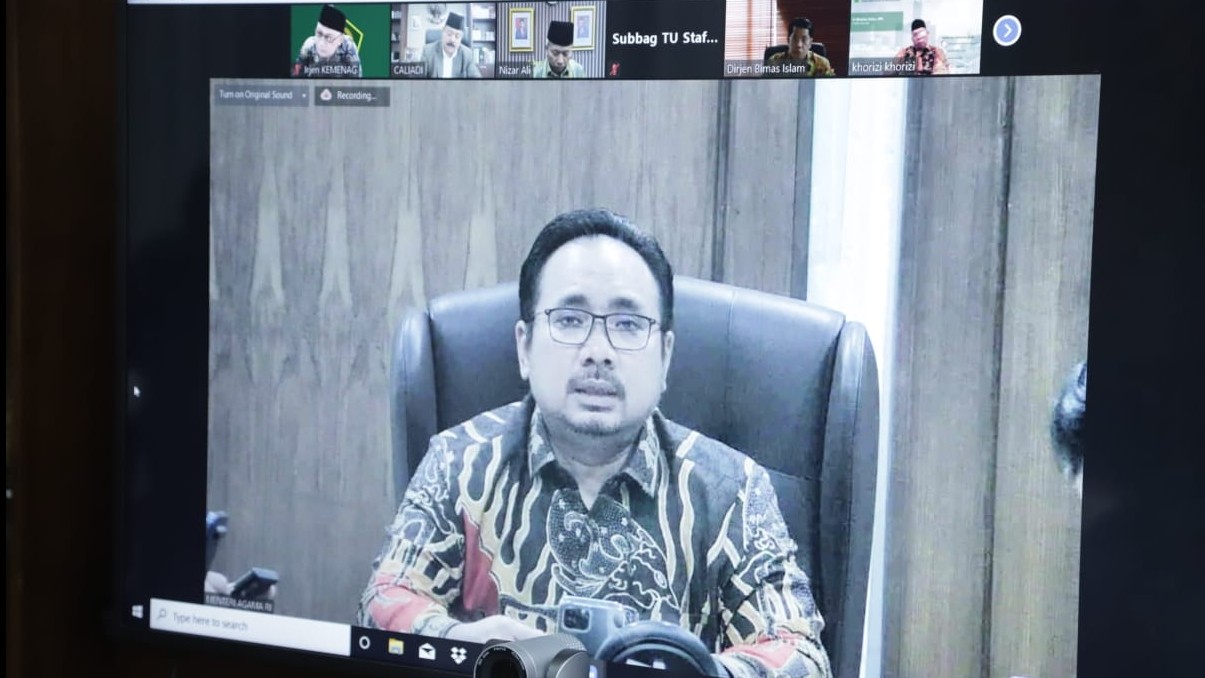 Menag Yaqut pimpin rapim Kementerian Agama bahas PPKM Darurat dan Kebijakan Internal Kementerian, di Jakarta  Kamis (01/07)