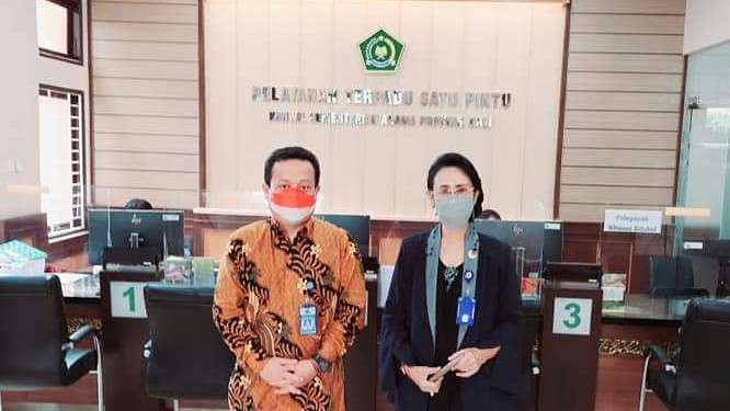 Plt Kepala Biro HDI Setjen Kemenag bersama Kakanwil Kemenag Bali