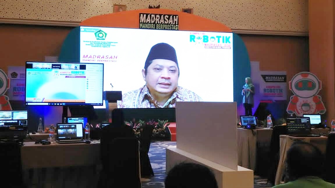 Dirjen Pendidikan Islam, Muhammad Ali Ramdhani membuka KRM 2021 secara daring