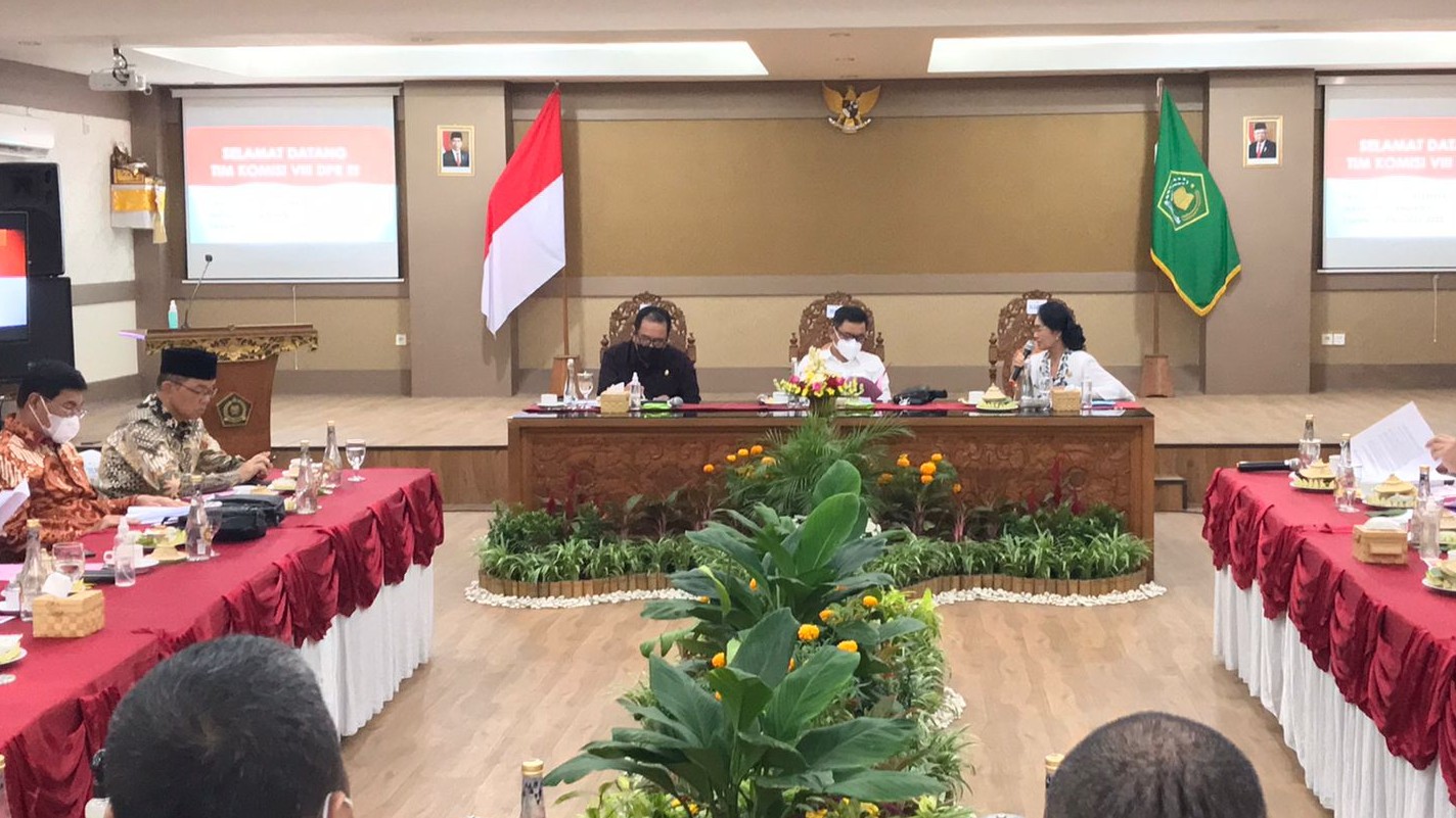 Suasana Kunker Komisi VIII DPR RI di Kanwil Kemenag Provinsi Bali