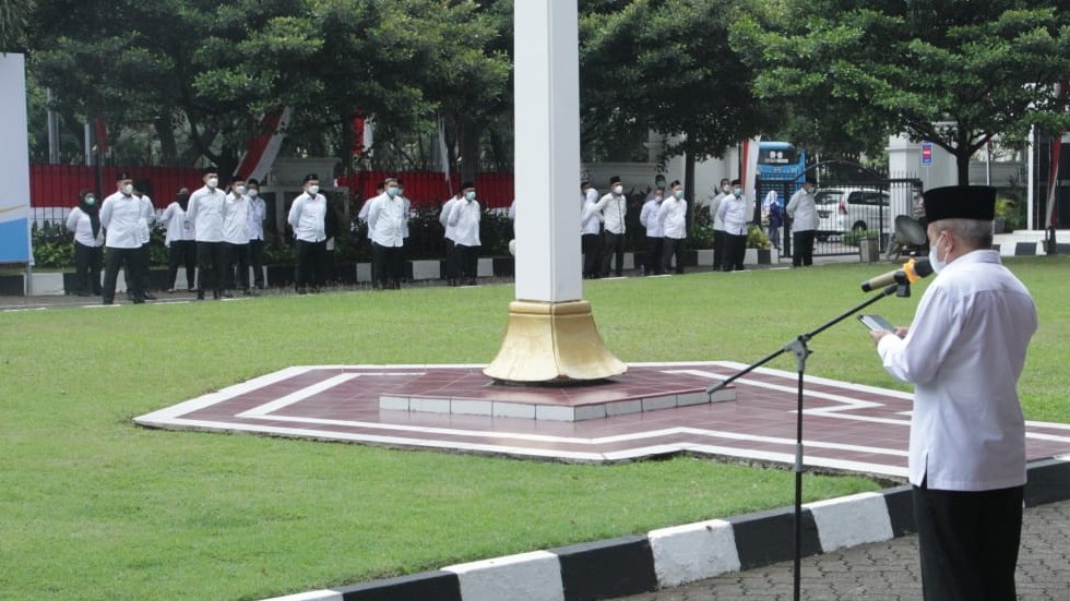 Sekretaris Jenderal Kementerian Agama, Nizal Ali pimpin Apel Perdana setiap Senen pagi, di Jakarta (10/1).
