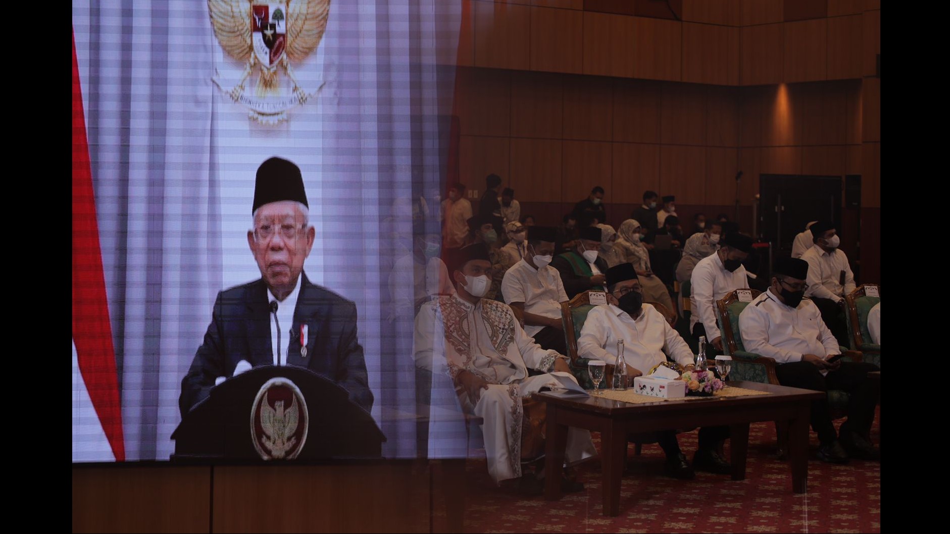 Wapres KH Ma'ruf Amin menyampaikan sambutan dalam Peringatan Isra Mikraj 1443 H Tingkat Kenegaraan, Senin (28/2/2022)