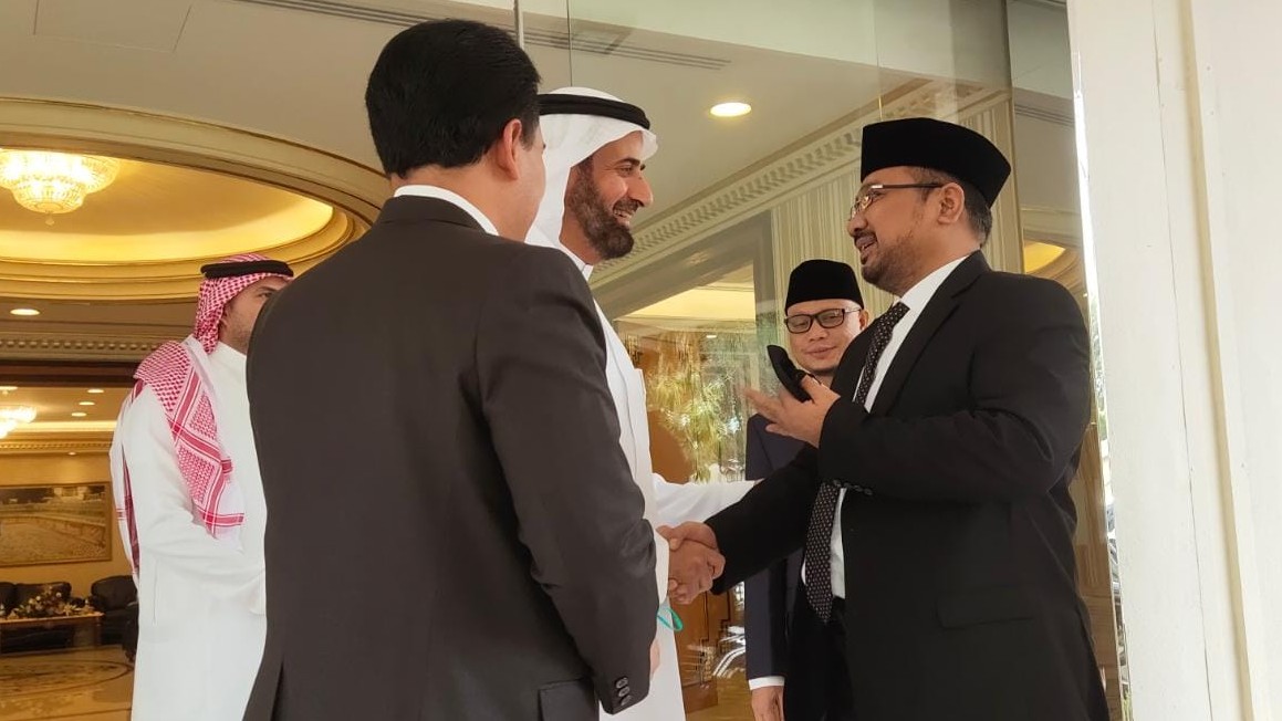 Menag berbincang dengan Menteri Haji dan Umrah di Kantor Kementerian Haji dan Umrah Saudi, Jeddah