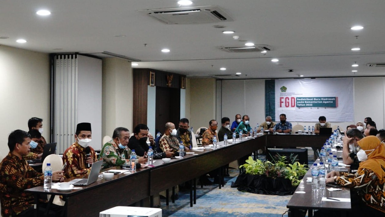 Focus Group Discussion (FGD) tentang Redistribusi Guru Madrasah