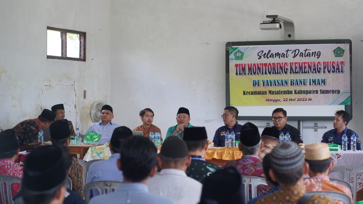 Penyaluran dana BOS Madrasah di Pulau Masalembu, Sumenep
