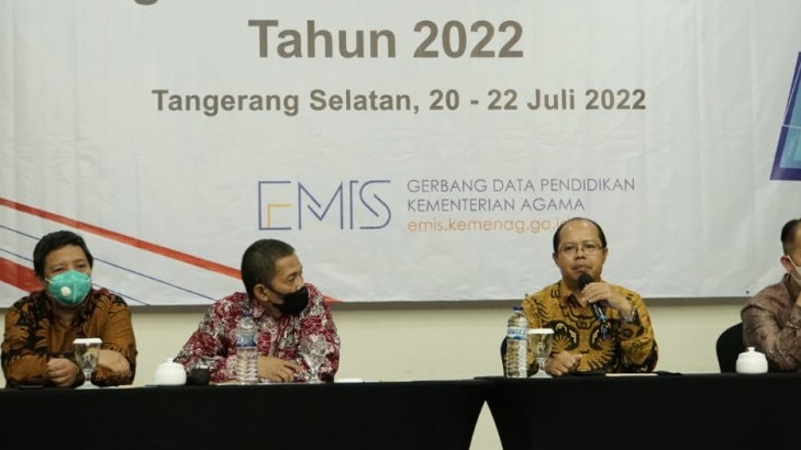 Rapat Koordinasi Pengelolaan EMIS Madrasah Tahun 2022, di Serpong