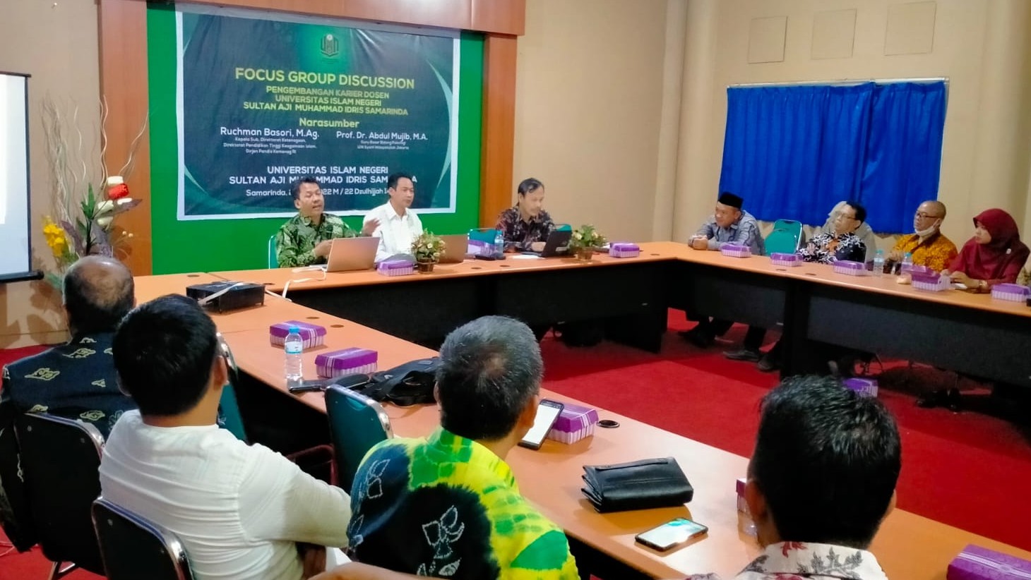 Focus Group Discussion (FGD) Pengembangan Karir Dosen UIN SI Samarinda