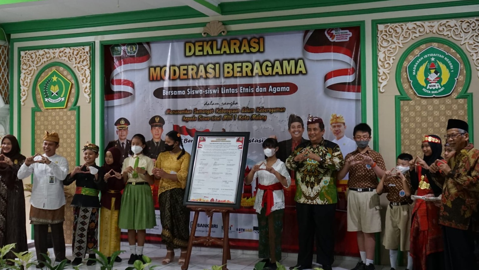 Deklarasi Moderasi Beragama di MIN 1 Kota Malang