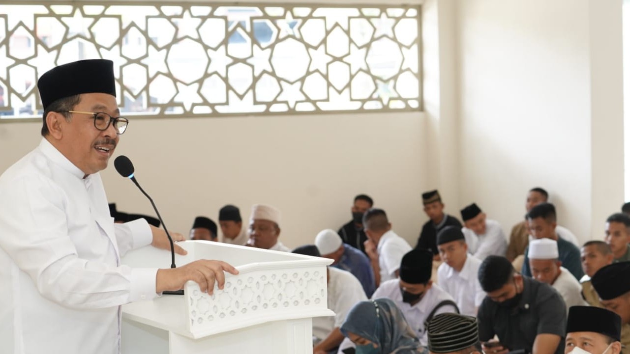 Wakil Menteri Agama Zainut Tauhid Saadi  mengisi acara Maulid Nabi Muhammad SAW