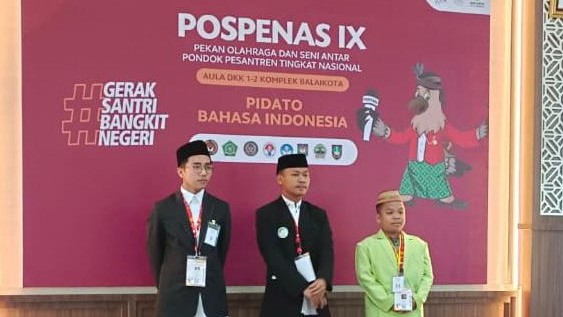 Juara lomba pidato bahasa Indonesia Pospenas 2022