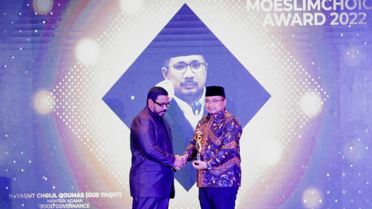 Menag terima penghargaan MoeslimChoice Award 2022