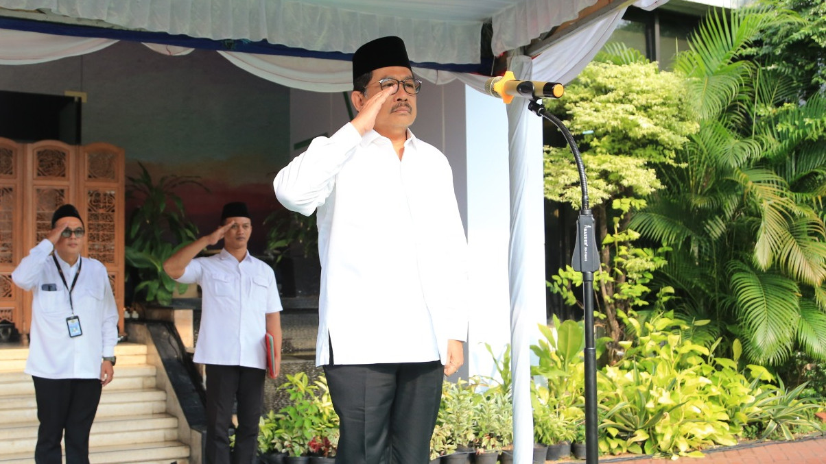 Wakil Menteri Agama Zainut Tauhid Sa'adi sebagai Inspektur Upacara Hari Kebangkitan Nasional (Harkitnas) ke-115.