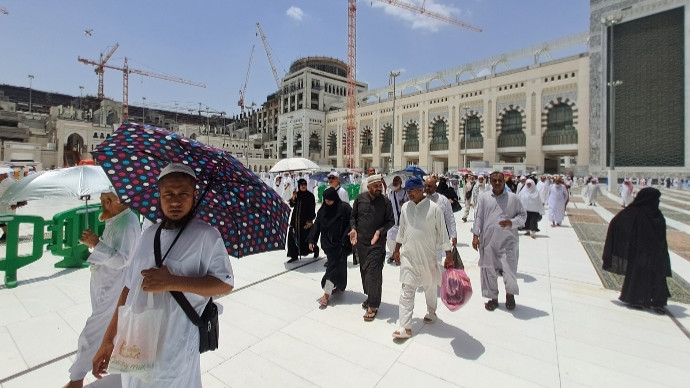 Jemaah Haji Di Halaman Masjidil Haram