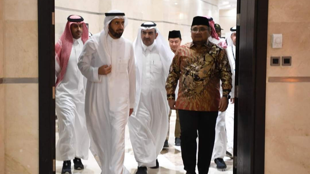 Menag Yaqut Cholil Qoumas bertemu dengan Menteri Haji dan Umrah Arab Saudi Tafiq F Al Rabiah, Jumat (30/6/2023)