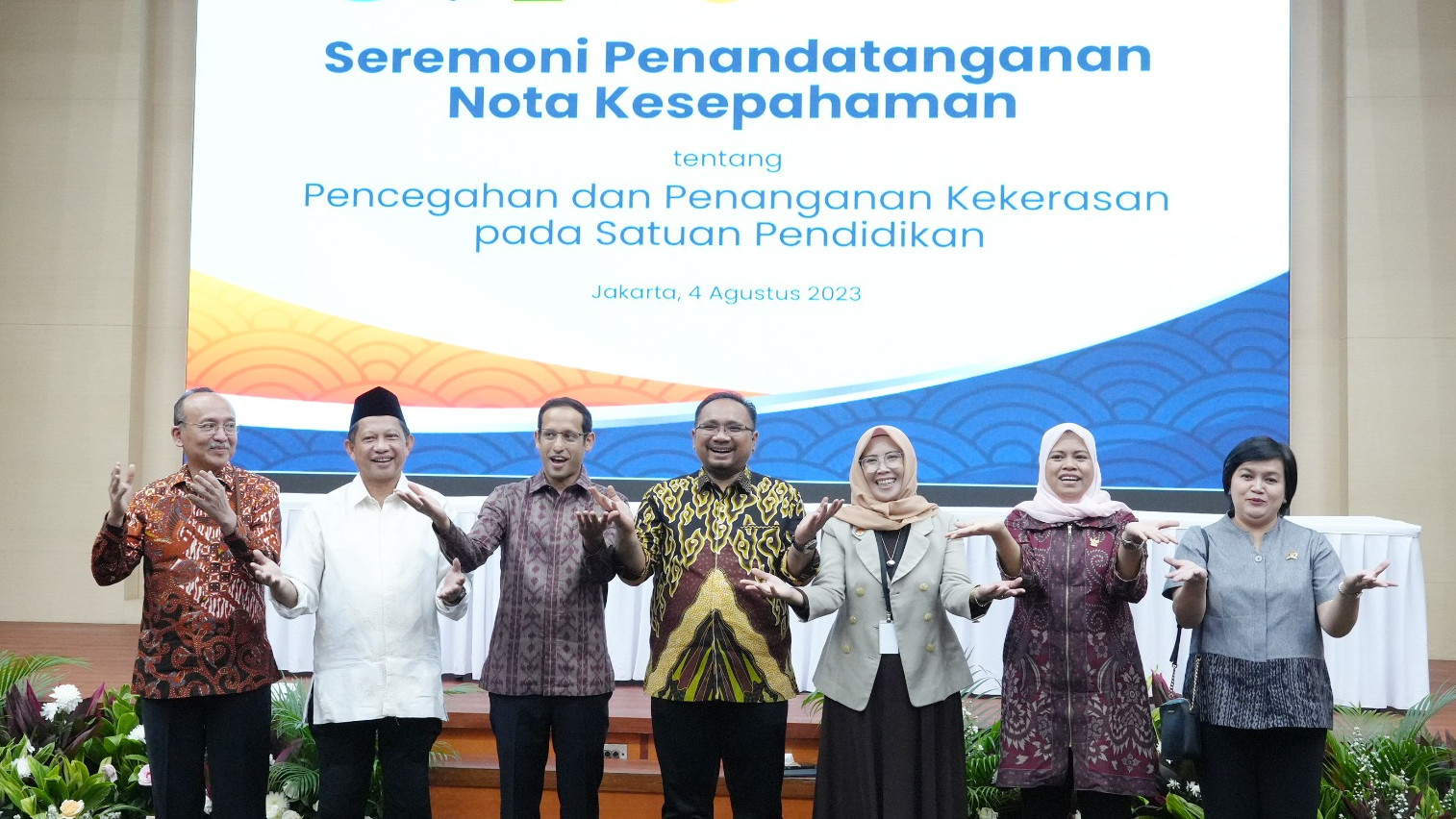 Seremoni Penandatanganan MoU Pencegahan dan Penanganan Kekerasan pada Satuan Pendidikan di Gedung Kemendikbud Ristek, Jakarta, Jumat (4/8/2023).