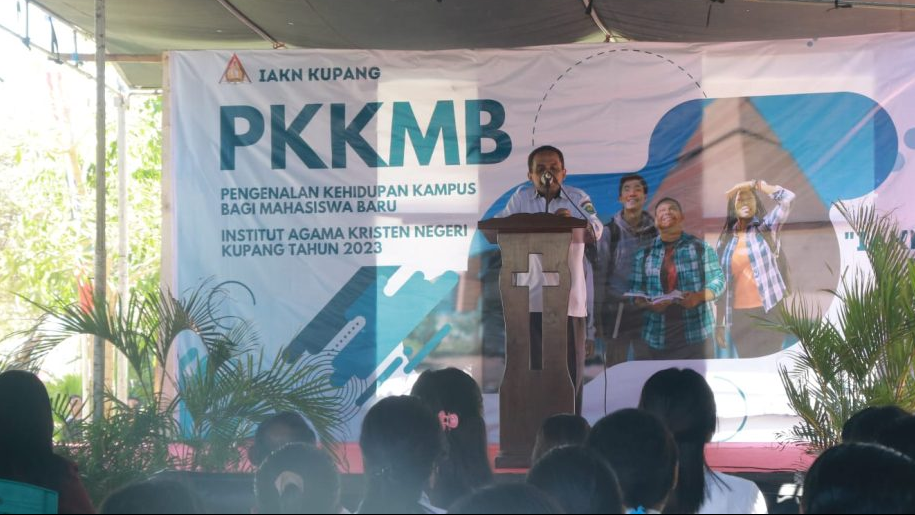 Pembukaan PKKMB IAKN Kupang