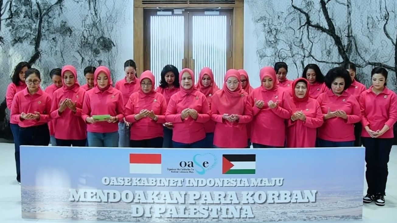Ibu Iriana Jokowi bersama OASE KIM Doakan para Korban Palestina. (Foto: Biro Pers Sekretariat Presiden)