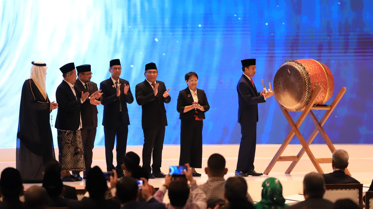 Presiden Joko Widodo resmi membuka International Summit of Religious Authorities (R20 ISORA)