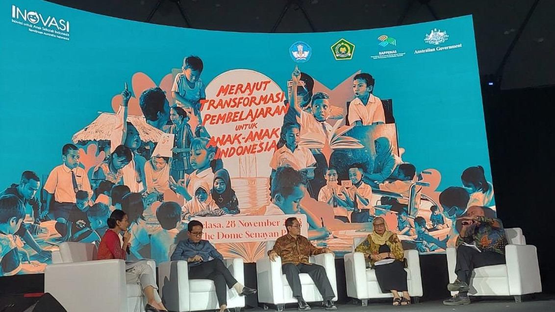 Kepala Pusdiklat Teknis Kemenag Mastuki (tengah) hadiri Forum INOVASI di Jakarta