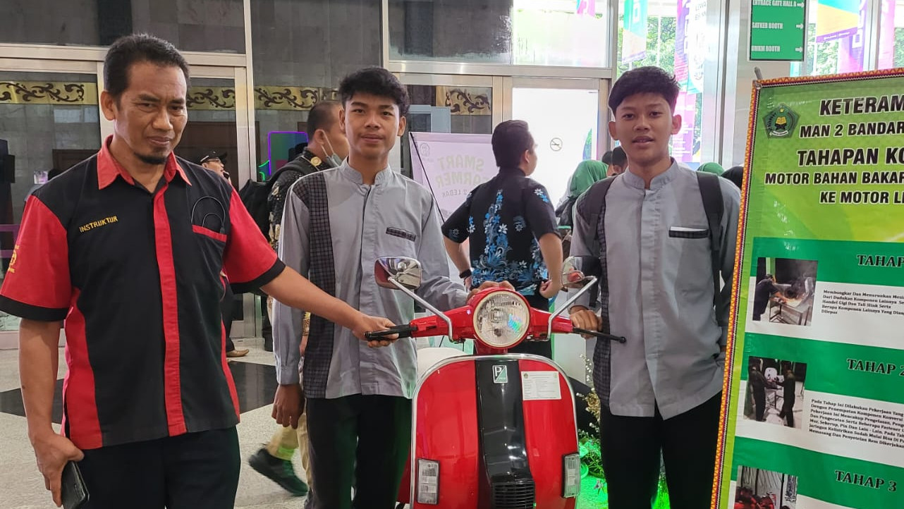 Vespa listrik hasil karya siswa MAN 2 Bandar Lampung
