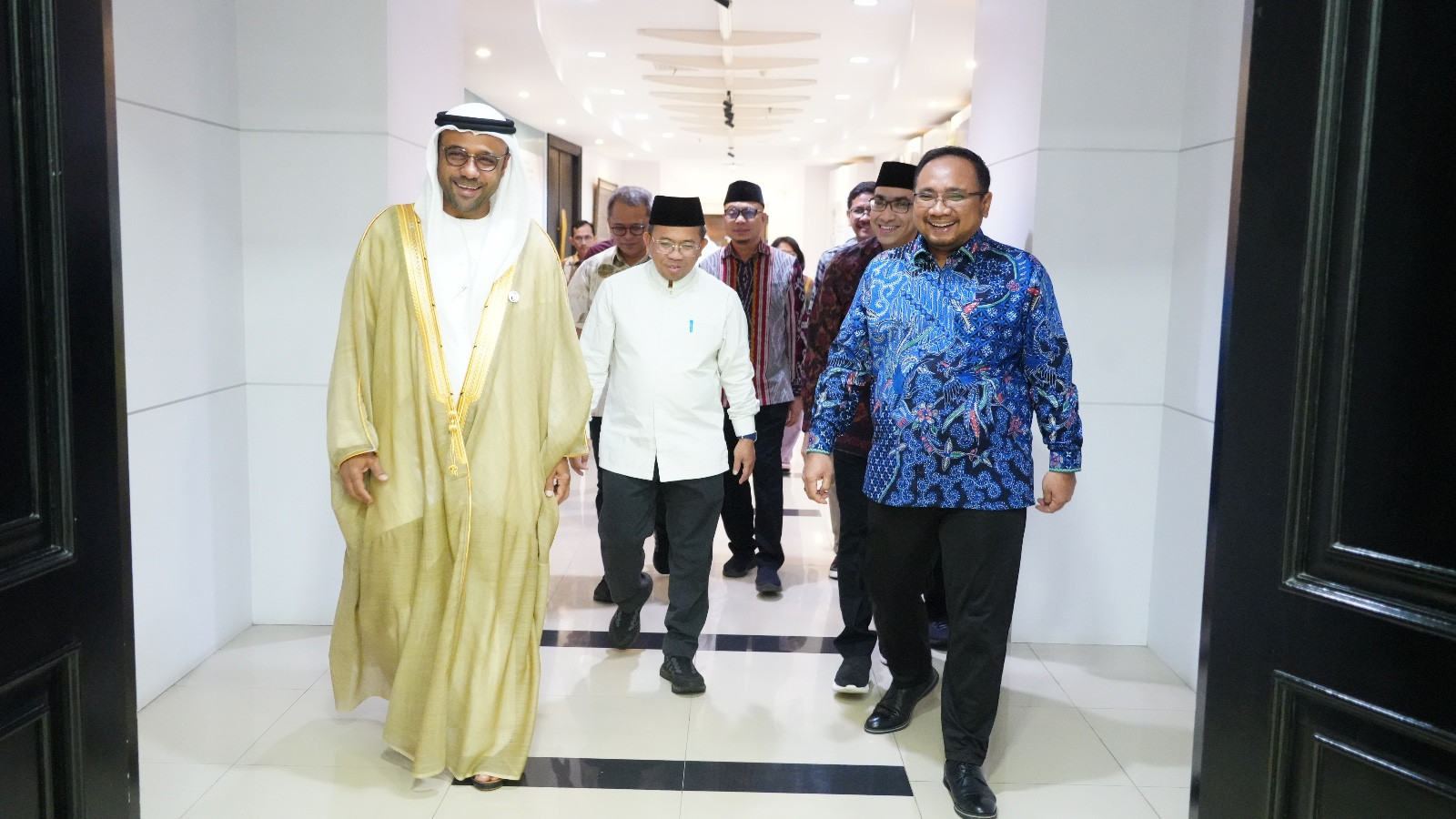 Menteri Agama Yaqut Cholil Qoumas bertemu dengan Dubes Uni Emirat Arab Abdulla Salem Obaid Al Dhaheri, Jumat (19/1/2024)
