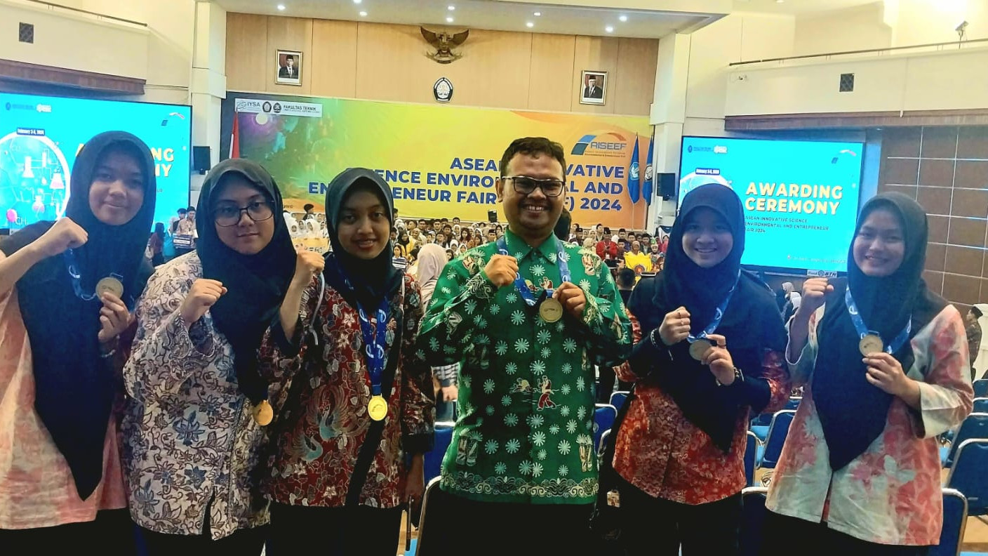Siswa MAN 4 Jakarta raih medali emaa kompetisi riset Asean