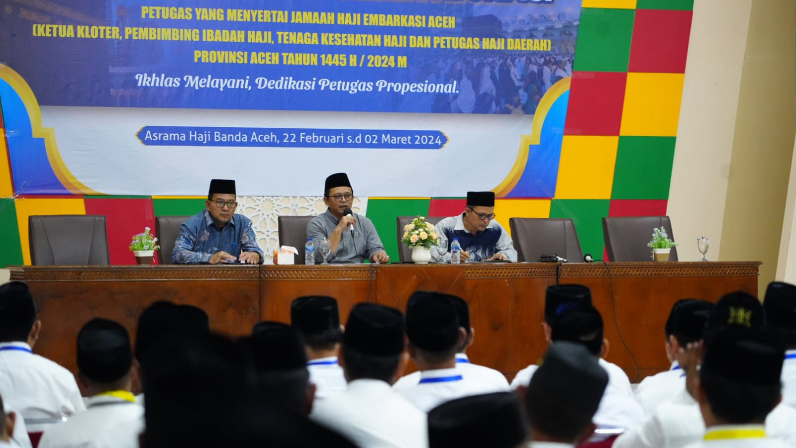 Stafsus Menag Wibowo Prasetyo beri arahan pada Bimtek Terintegrasi Petugas Haji di Embarkasi Aceh