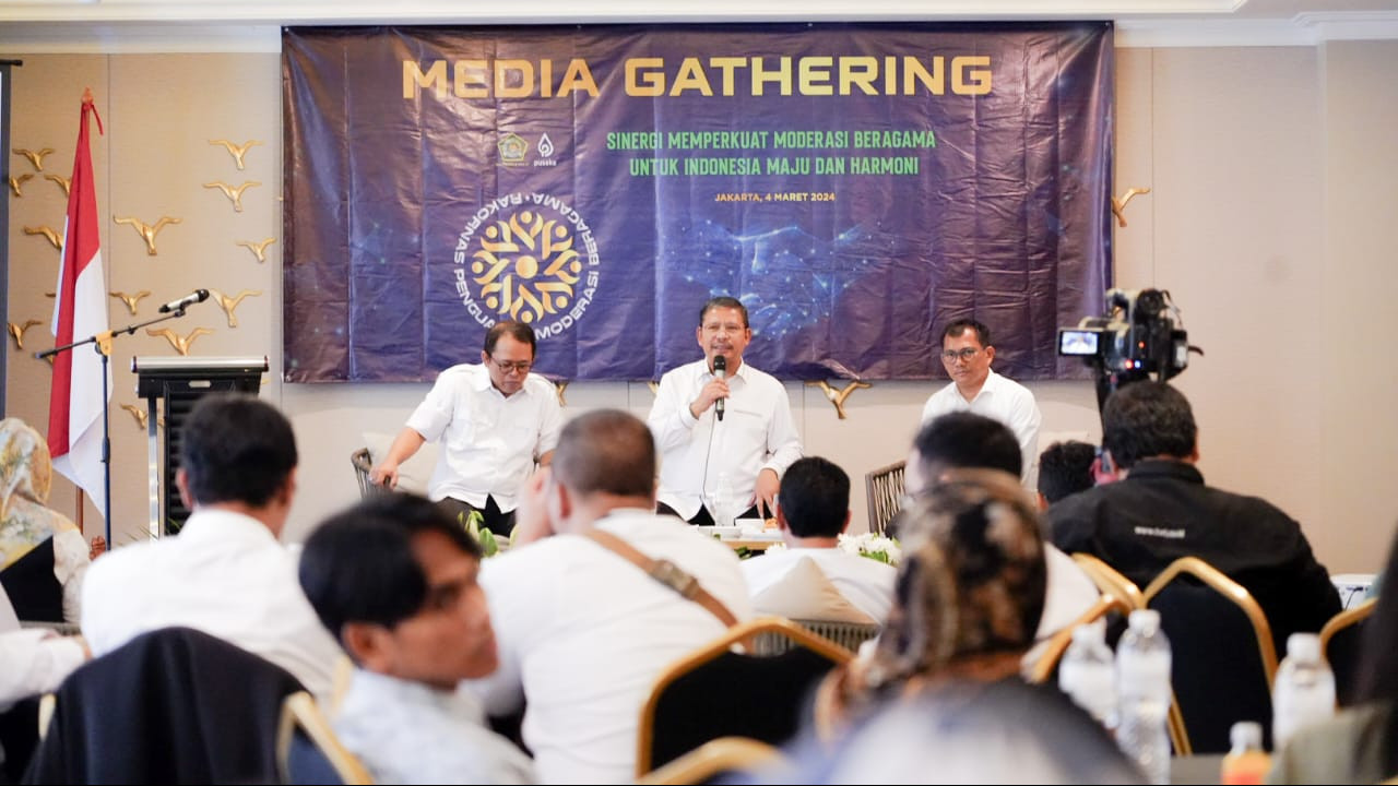 Kepala Balitbang Diklat Kemenag Amin Suyitno jelaskan penyelenggaraan Rakornas Penguatan Moderasi Beragama saat Media Gathering di Jakarta pada Senin (04/03/2023)