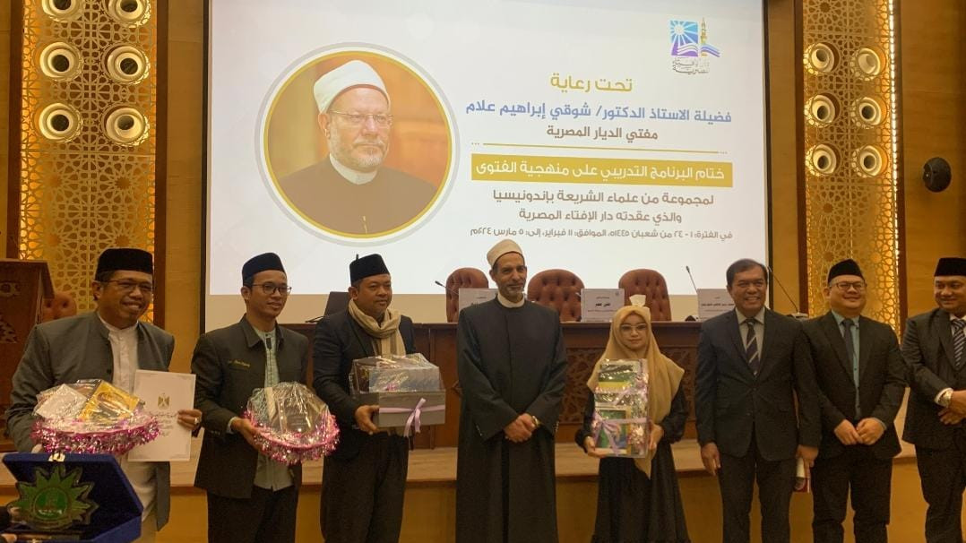 Penutupan program penguatan pengambilan fatwa di Darul Ifta Mesir