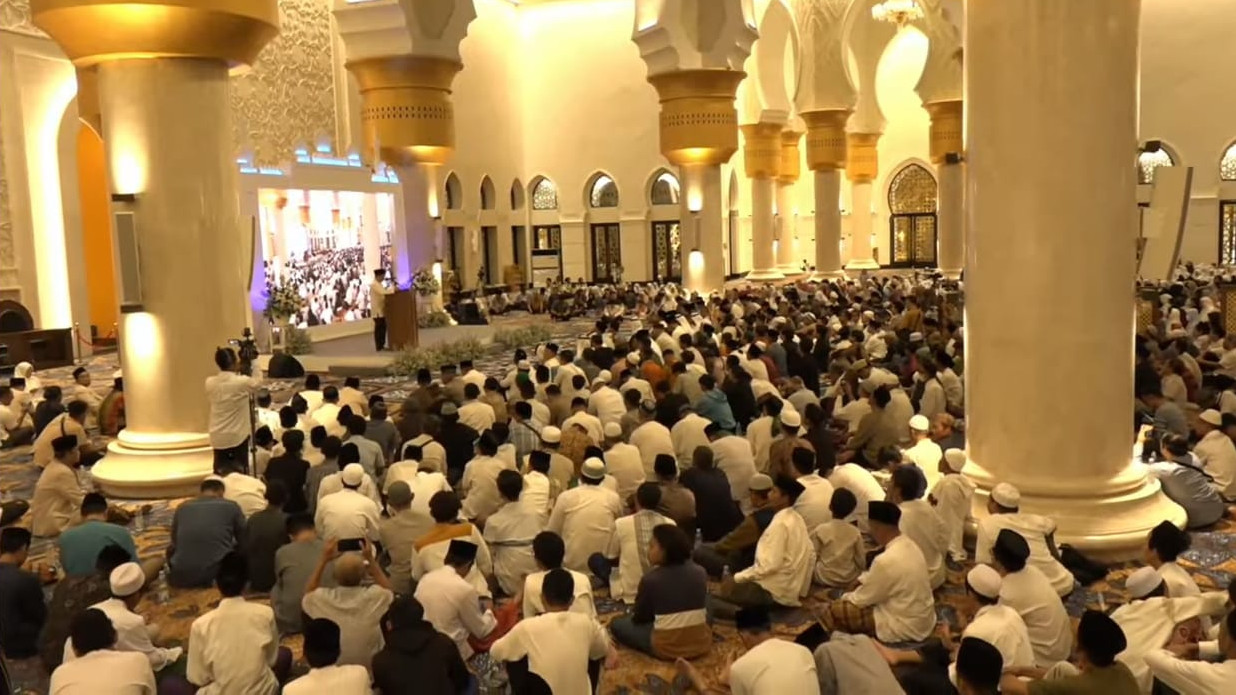 Peringatan Nuzulul Qur'an di Masjid Syekh Zayed