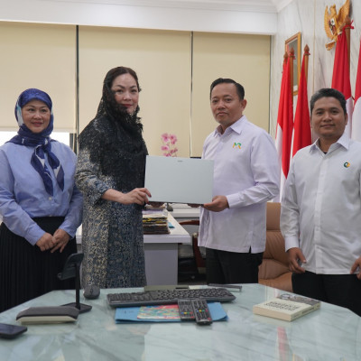 Kerja sama Direktorat KSKK Madrasah dan PT Acer Indonesia