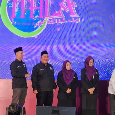 Wakil Menteri Agama Saiful Rahmat Dasuki membuka Muktamar 
Persatuan Mahasiswa Bahasa Arab se Indonesia atau ITHLA XI, Kemah Bahasa Arab Dan Konferensi Bahasa Arab Internasional ITHLA” Tahun 2023 di Jakarta