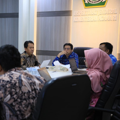 Rapat pemaparan Tim Penguatan Kapabilitas SPI Inspektorat Wilayah II